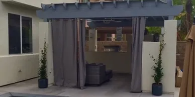 COZY OUTDOOR LIVING ROOMS